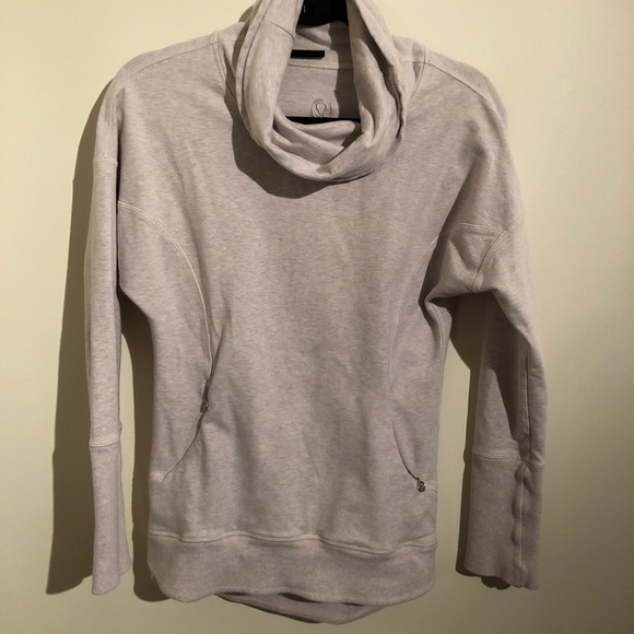 Lululemon Rest Day Pullover - Picture 8 of 8